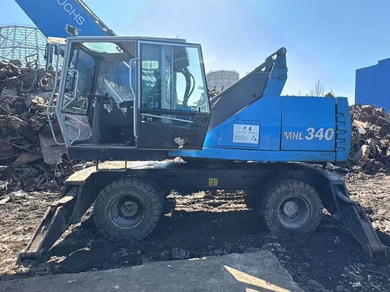 MHL340, Katı Lastikler 10.00-20 kullanıyor